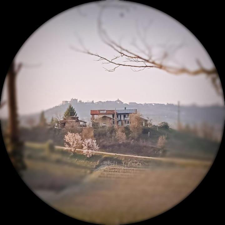 Agriturismo Bric Di Gai Monforte D'Alba Bagian luar foto